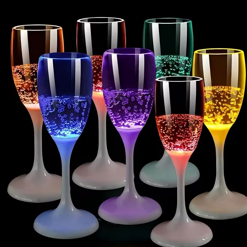 Glow In The Dark Party Glasses - 6 stuks LED-lichtgevende champagneglazen, oplichtende wijnglazen,