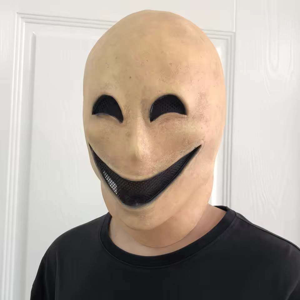 Gezichtsloze & Glimlachende Ma - Latex Alien Mask Realistic recensie en prijs