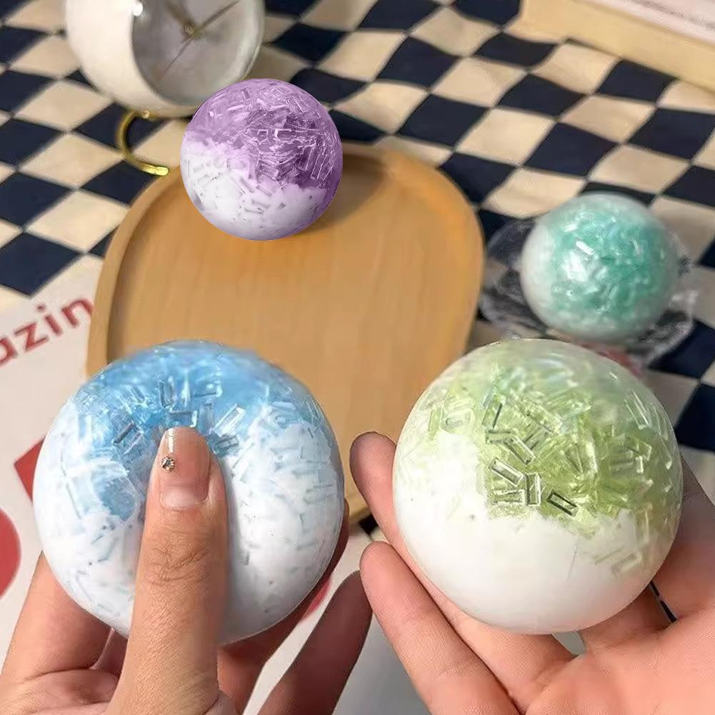 Gekruist kristal ijs knijpbal  - Novelty Gifts recensie en prijs